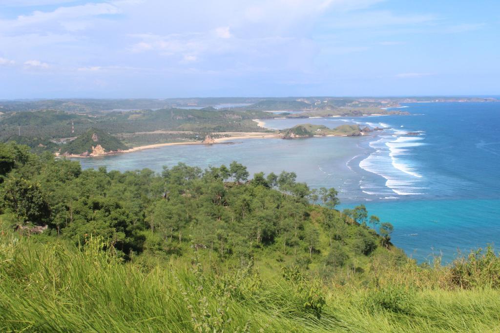 Tri Putri Homestay Kuta  Bagian luar foto