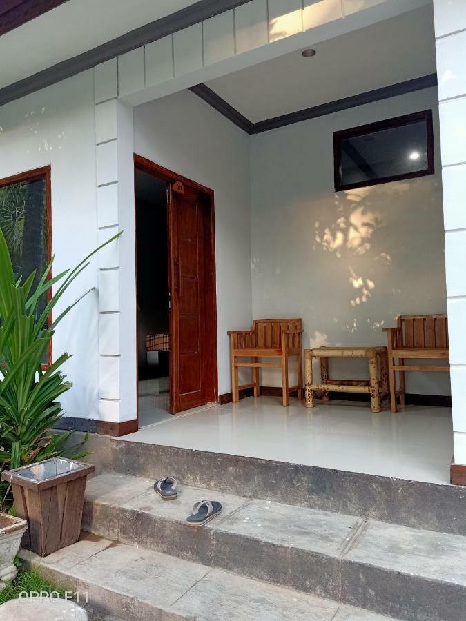 Tri Putri Homestay Kuta  Bagian luar foto